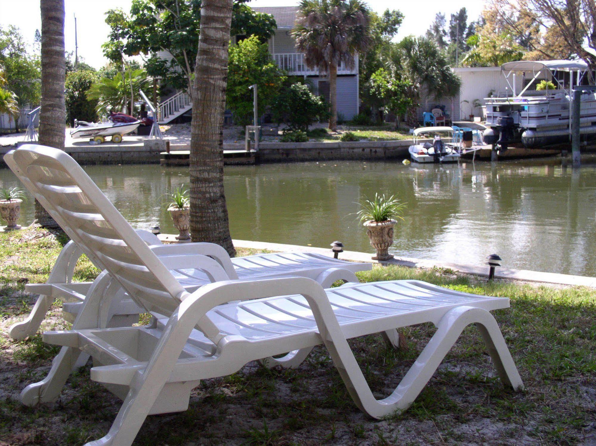 Hidden Harbor Suites Fort Myers Beach Buitenkant foto